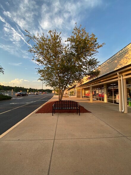 More Photos Of 110 River Oaks Dr, Tarboro Unknown For Lease