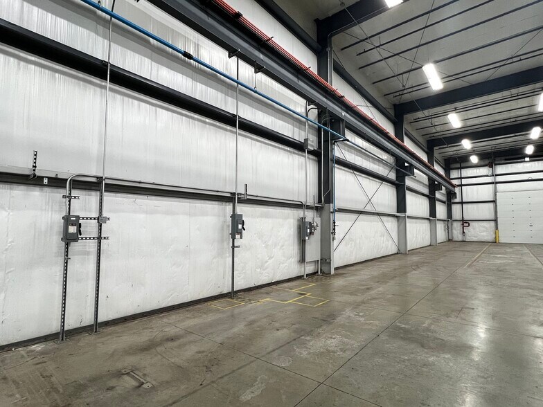 More Photos Of 2803 S Stoughton Rd, Madison Warehouse For Sale