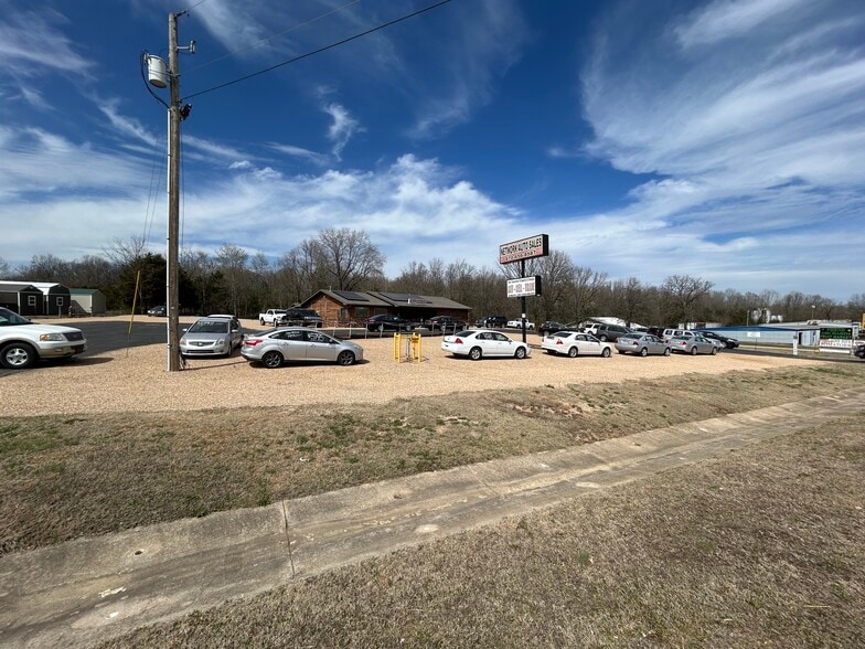 More Photos Of 4161 Hwy 62 SW, Mountain Home Restaurant For Sale