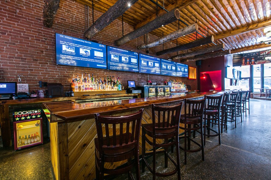 More Photos Of 163 Main St, Dubuque Restaurant For Sale