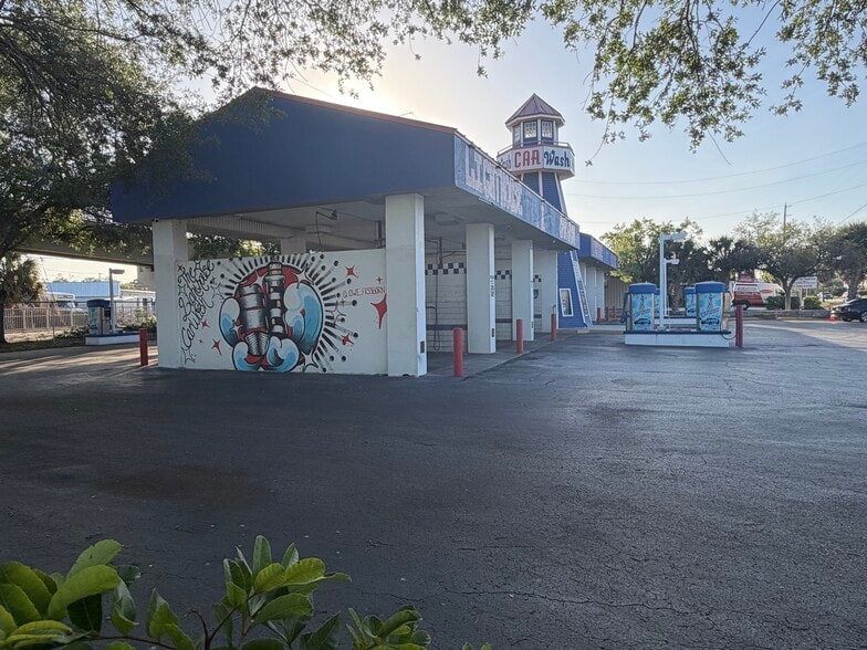 More Photos Of 3703 Tyrone Blvd N, Saint Petersburg Auto Repair For Sale