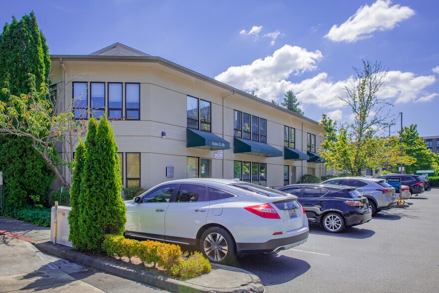 More Photos Of 12911 120th Ave NE, Kirkland Medical For Lease