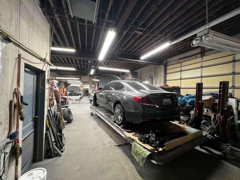 More Photos Of 3605 Woodland Ave, Baltimore Industrial For Sale