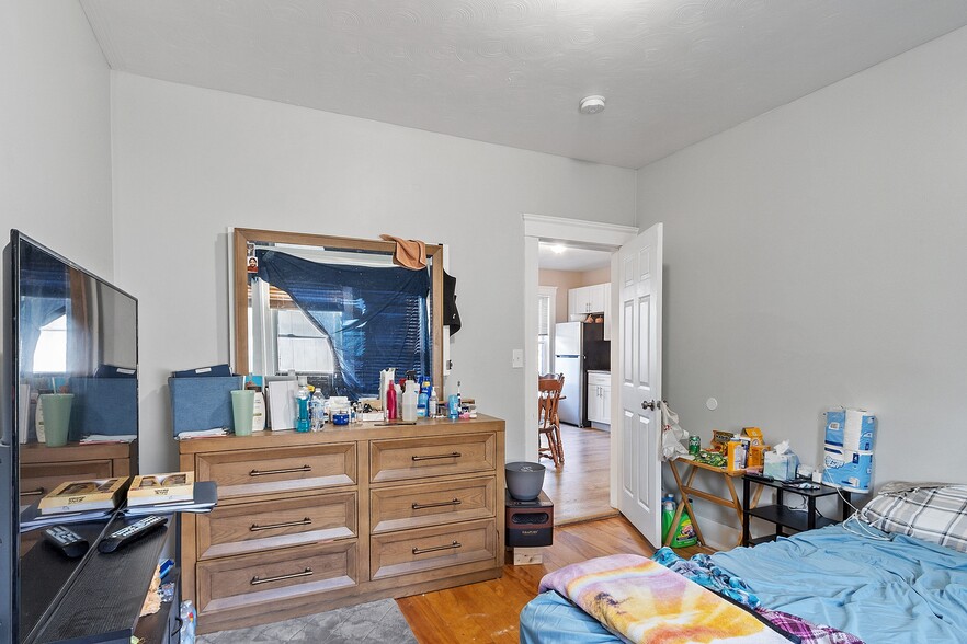 More Photos Of 36-38 Houghton St, Worcester Apartments For Sale