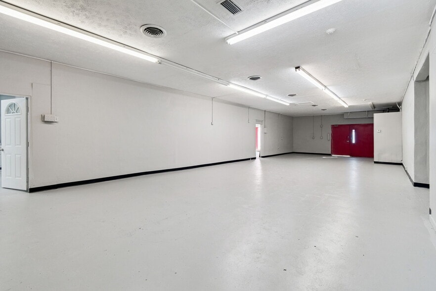 More Photos Of 715 McDuff Ave N, Jacksonville Storefront Retail Residential For Sale