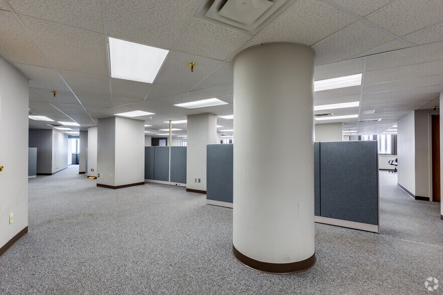 Photo of 31st Floor Ste 60-3100