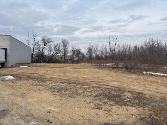 More Photos Of 600 N Dekora Woods Blvd, Saukville Light Manufacturing For Sale