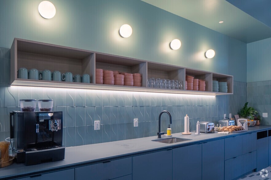 More Photos Of 2630 W Belleview Ave, Littleton Coworking Space