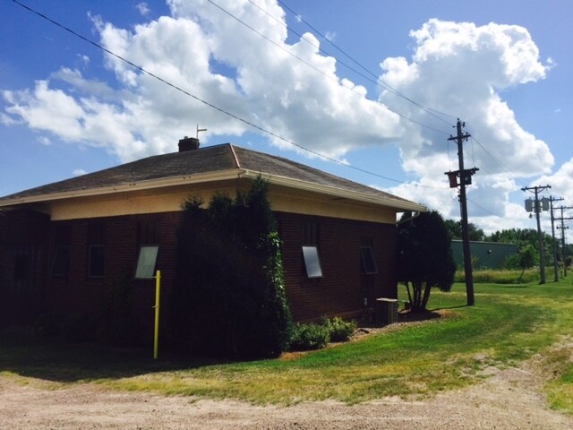 More Photos Of 801 E Rock St, Springfield Manufacturing For Sale