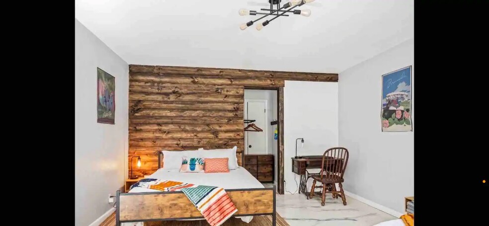 More Photos Of 2001 N 61st Ave, Pensacola Apartments For Sale