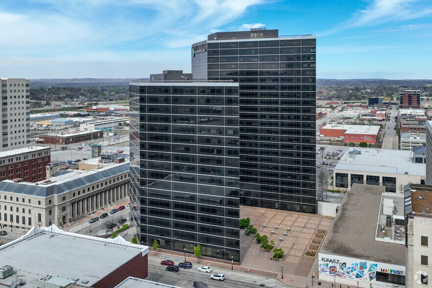 More Photos Of 1 W 3rd St, Tulsa Unknown For Lease