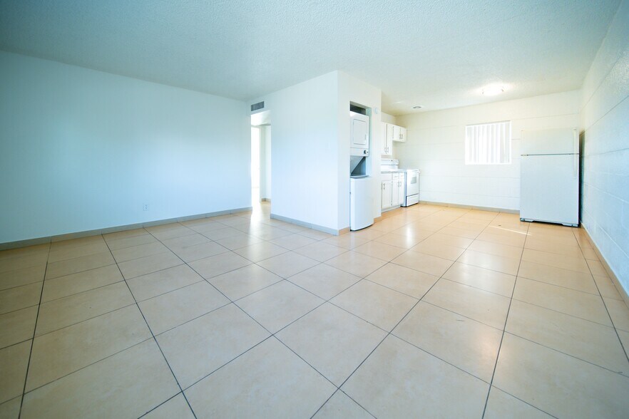 More Photos Of 1412 N 35th St, Phoenix Apartments For Sale
