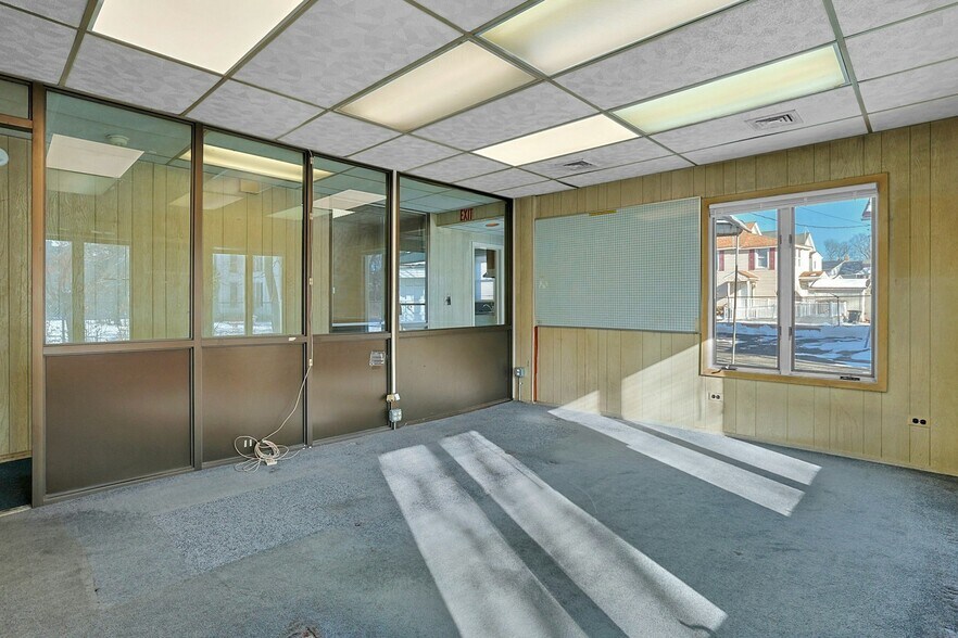 More Photos Of 162 Orange Ave, Suffern Office Residential For Sale
