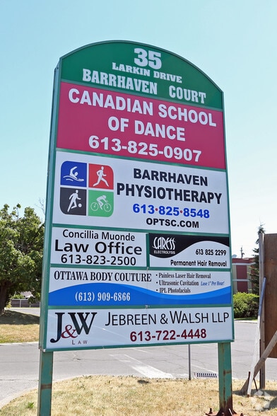 More Photos Of 35 Larkin Dr, Ottawa Office For Lease