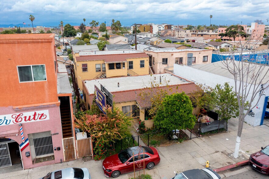 More Photos Of 139 W Florence Ave, Los Angeles Apartments For Sale