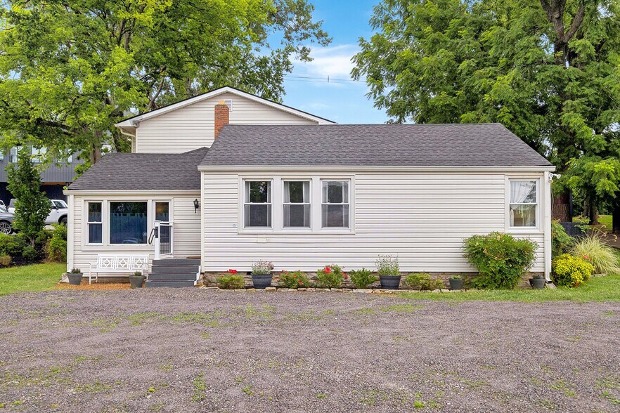 Primary Photo Of 2818 Azalea Pl, Nashville Office Residential For Sale