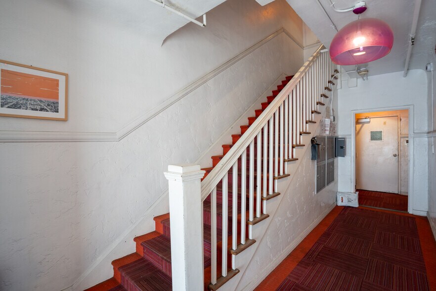 More Photos Of 3209 Descanso Dr, Los Angeles Apartments For Sale