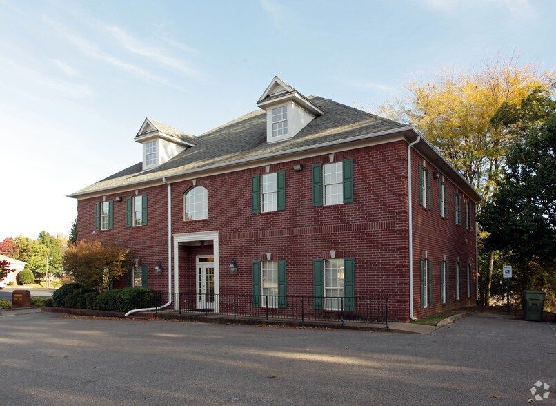 More Photos Of 855 Willow Tree Cir, Cordova Office For Lease