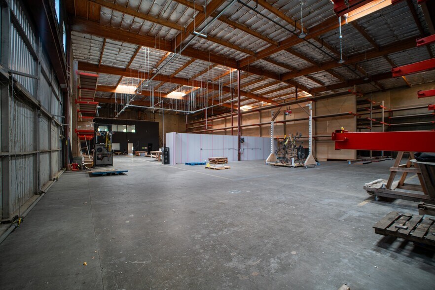 More Photos Of 1113 Del Paso Blvd, Sacramento Warehouse For Sale