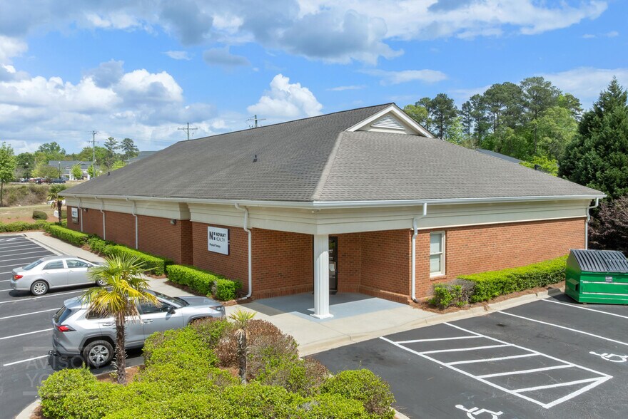 More Photos Of 7659 Garners Ferry Rd, Columbia Medical For Sale
