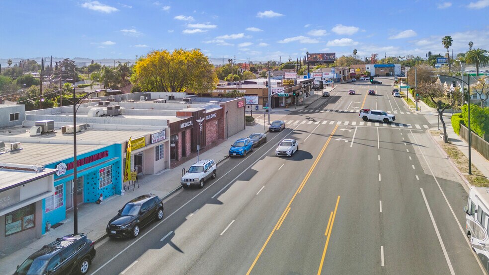 More Photos Of 4306-4310 W Victory Blvd, Burbank Storefront Retail Office For Sale