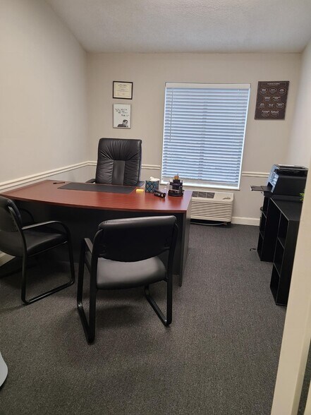 More Photos Of 2470 Windy Hill Rd SE, Marietta Office For Lease
