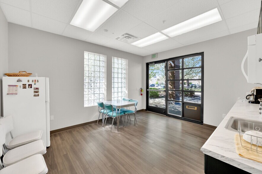More Photos Of 508 W 400 N, Salt Lake City Office For Lease