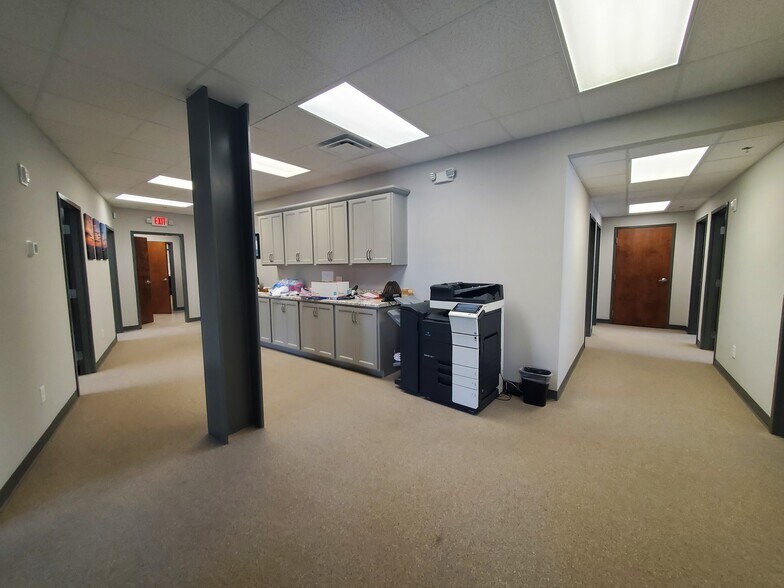 More Photos Of 325 Cherokee Blvd, Chattanooga Loft Creative Space For Lease