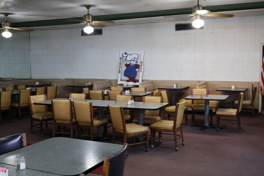 More Photos Of 6525 Lawndale, Houston Unknown For Lease