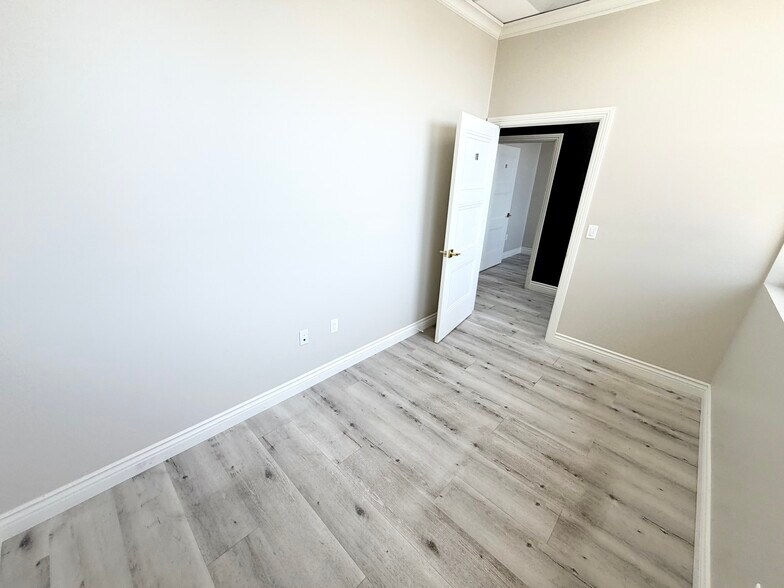 More Photos Of 1320 E Las Tunas Dr, San Gabriel Medical For Lease