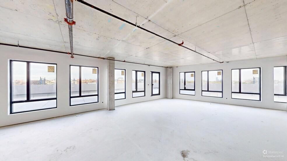 More Photos Of 815 Kings Hwy, Brooklyn Office For Lease