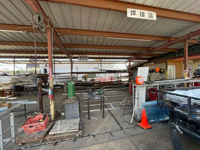 More Photos Of 7636 Clarewood Dr, Houston Industrial For Sale