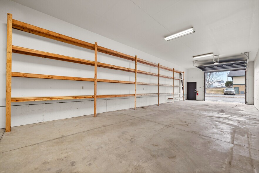 More Photos Of 102 Cooperative Way, Kalispell Office For Sale
