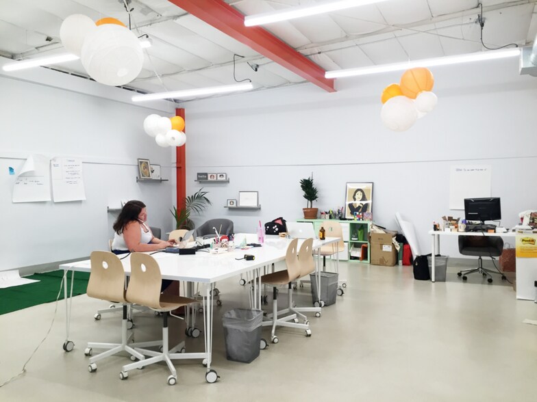 More Photos Of 1645-1647 E 6th St, Los Angeles Coworking Space