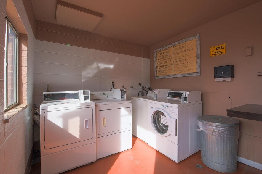 More Photos Of 2716 SE Frontage Rd, Loveland Hotel For Sale