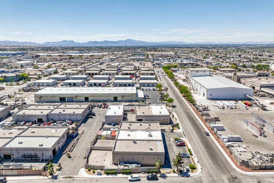 More Photos Of 2984 Marco St, Las Vegas Light Manufacturing For Sale