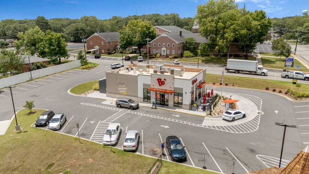 More Photos Of 627 W Main St, Williamston Restaurant For Sale