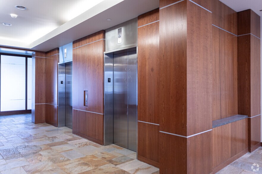 More Photos Of 2525 Lake Park Blvd, Salt Lake City Medical For Lease