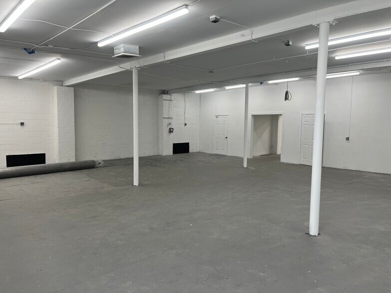 More Photos Of 711 Broadway, Westwood Warehouse For Lease