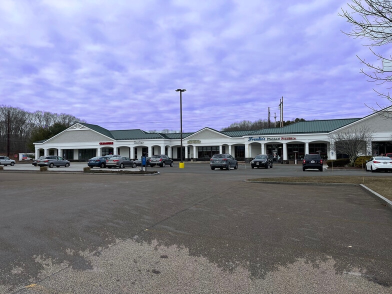 More Photos Of 1051 Ten Rod Rd, North Kingstown General Retail For Lease