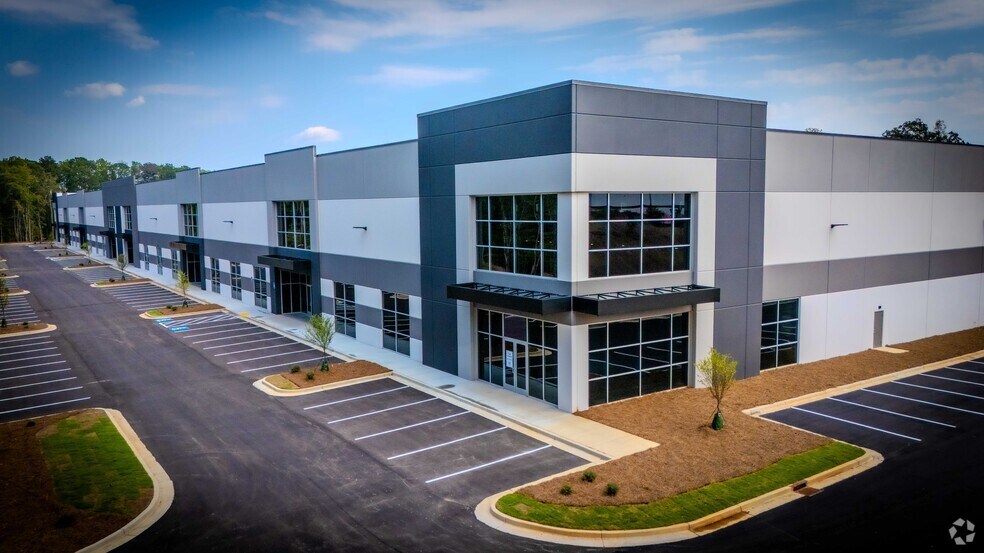 Primary Photo Of 5720 Trade Dr, Alpharetta Warehouse For Lease