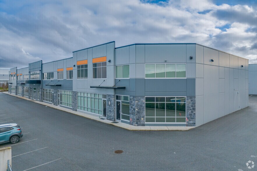 More Photos Of 3237 190th St, Surrey Warehouse For Lease