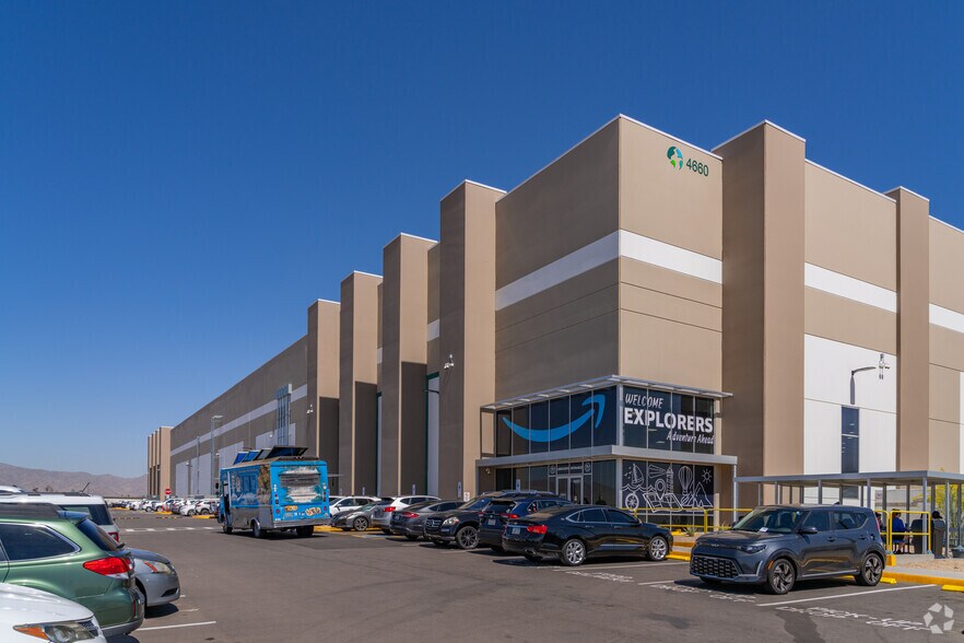 More Photos Of 4660 N Cotton Ln, Goodyear Warehouse For Lease