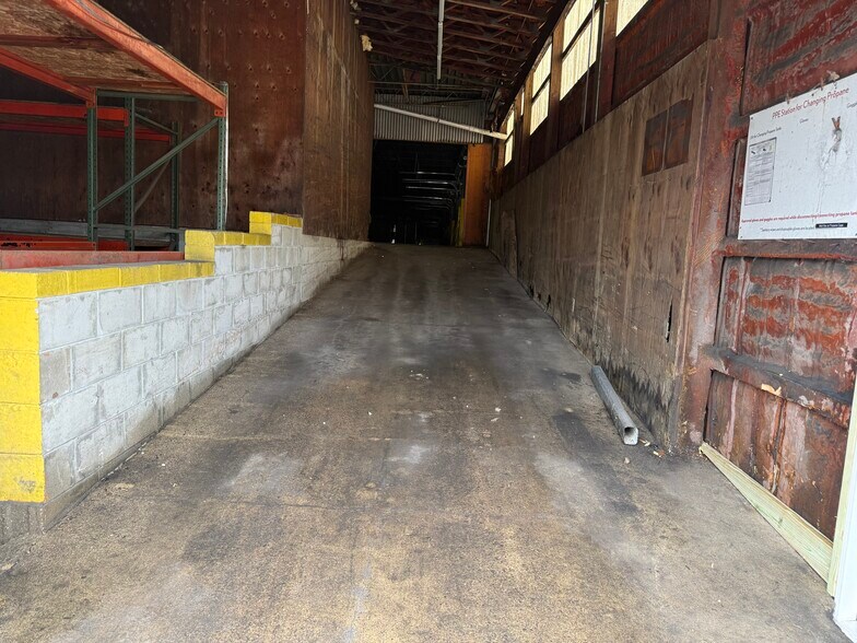 More Photos Of 11740 Dixie Hwy, Birch Run Truck Terminal For Lease