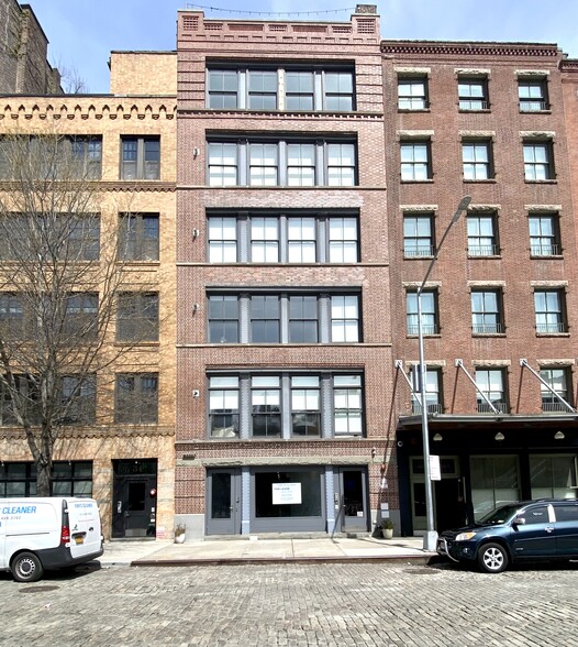 Primary Photo Of 32 Laight St, New York Loft Creative Space For Sale