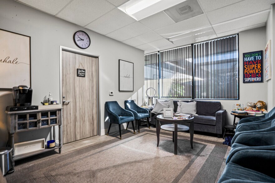 More Photos Of 23832 Rockfield Blvd, Lake Forest Office For Sale