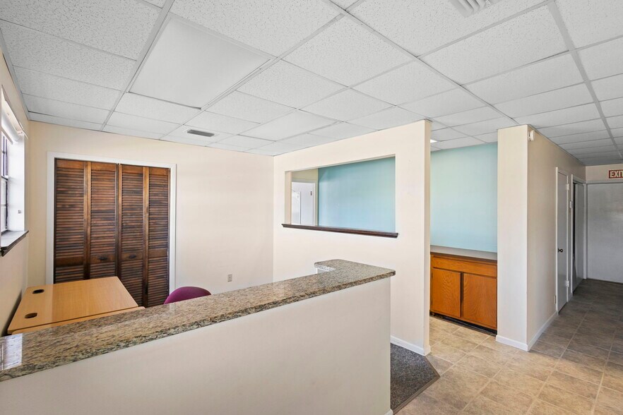 More Photos Of 1995 N Volusia Ave, Orange City Freestanding For Sale
