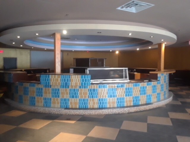 More Photos Of 3011 E Erie Blvd, Syracuse Restaurant For Lease