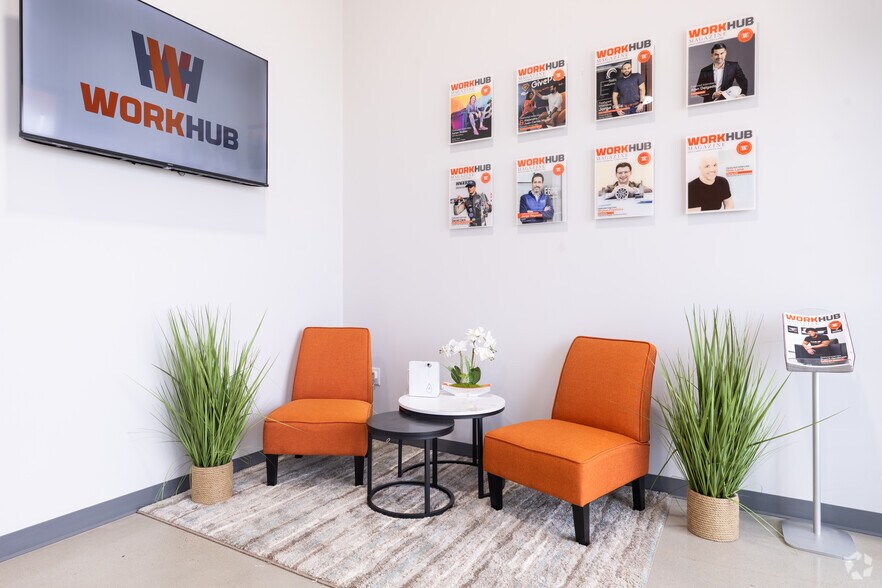 More Photos Of 1027 Outpost Dr, Conroe Showroom For Lease