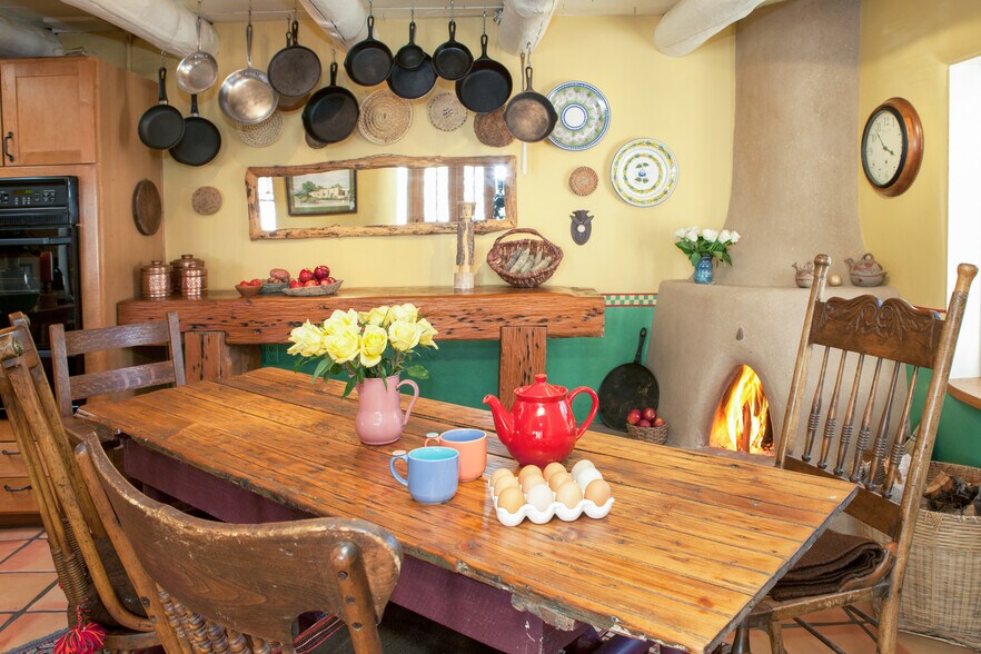 More Photos Of 613 Callejon Rd, Taos Hospitality For Sale